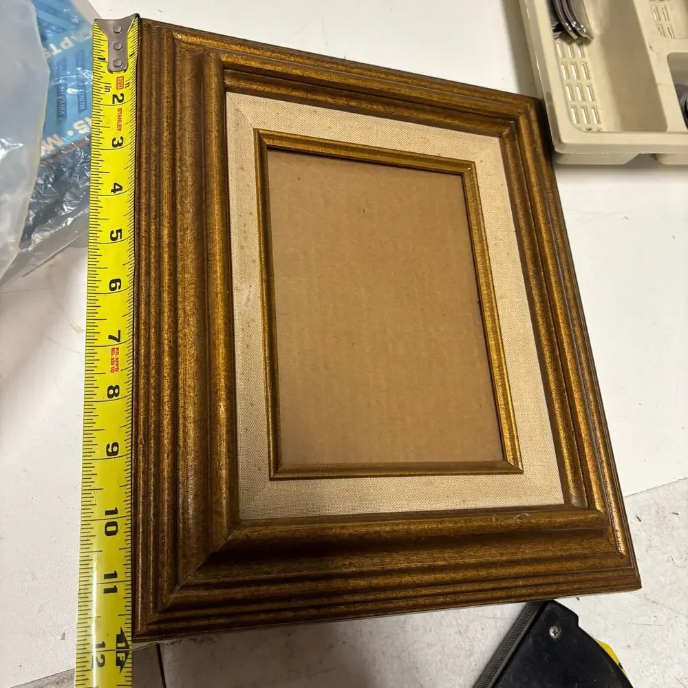 Vintage Deep Spoon Gold Tone Picture Frame w/ Linen Liner Art Wood Fits 5x7